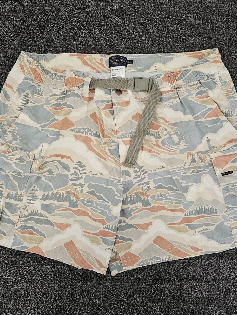 Pendleton Pacific Landscape Fielder Hybrid Men's Cargo Shorts Sz XL Webbed Belt
